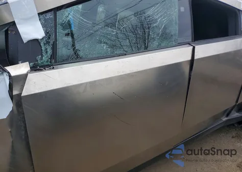 2025 Tesla Cybertruck z USA, uszkodzony, nr VIN 7G2CEHEE5SA077074